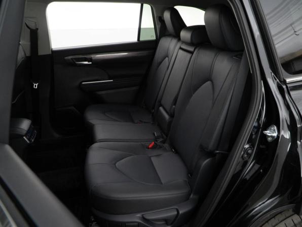Toyota Highlander IV (XU70) с пробегом 2026 года, цена 5 494 434 рубля, 140 км, внедорожник, Автокод Объявления