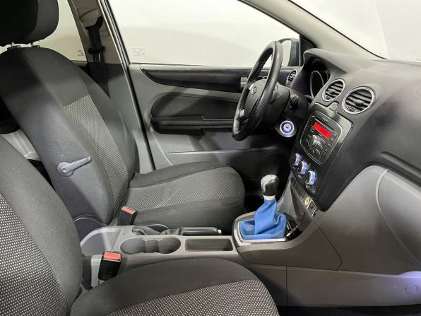 Ford Focus II Рестайлинг с пробегом 2011 года, цена 475 000 рублей, 243176 км, хэтчбек, Автокод Объявления