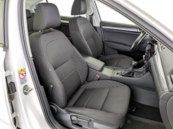Skoda Superb III с пробегом 2019 года, цена 2 300 000 рублей, 94130 км, лифтбек, Автокод Объявления