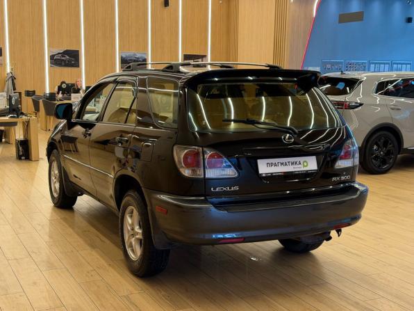 Lexus RX I с пробегом 2001 года, цена 679 000 рублей, 250000 км, внедорожник, Автокод Объявления