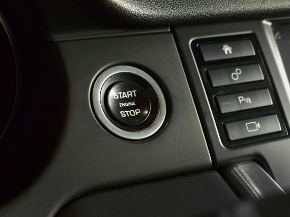Land Rover Discovery Sport I с пробегом 2017 года, цена 1 999 999 рублей, 210041 км, внедорожник, Автокод Объявления