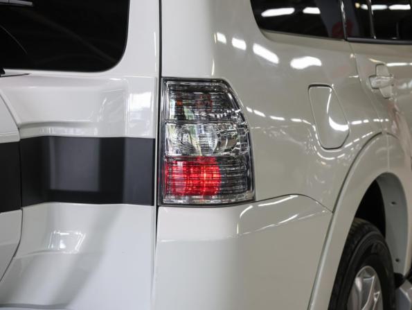 Mitsubishi Pajero IV Рестайлинг 2 с пробегом 2018 года, цена 3 349 000 рублей, 96887 км, внедорожник, Автокод Объявления