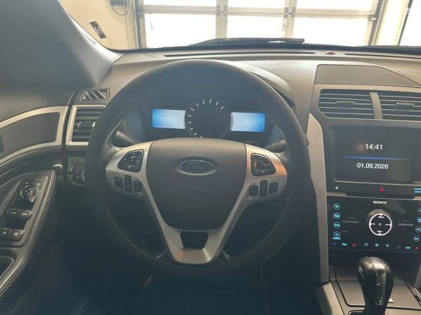 Ford Explorer V с пробегом 2015 года, цена 1 705 000 рублей, 156772 км, внедорожник, Автокод Объявления