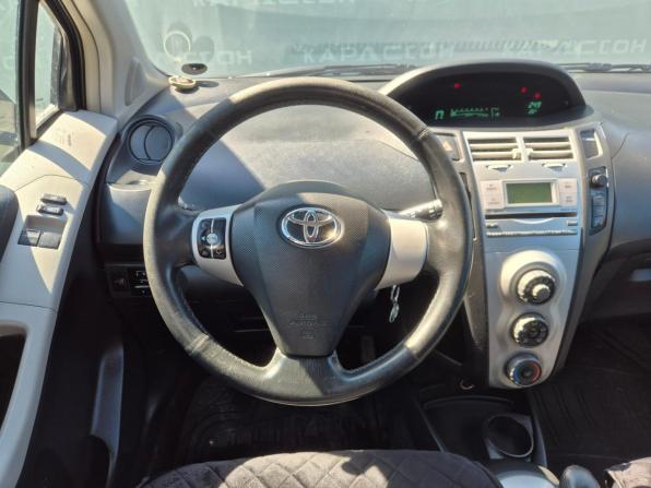 Toyota Yaris II с пробегом 2007 года, цена 537 000 рублей, 242339 км, хэтчбек, Автокод Объявления