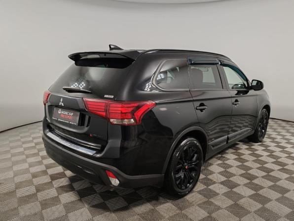 Mitsubishi Outlander III Рестайлинг 3 с пробегом 2021 года, цена 1 875 000 рублей, 191851 км, внедорожник, Автокод Объявления