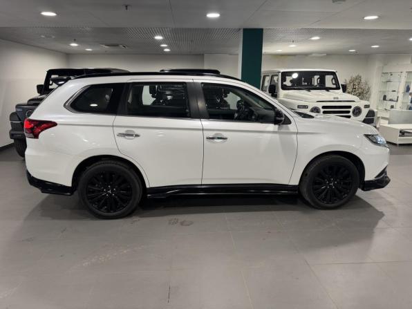 Mitsubishi Outlander III Рестайлинг 3 с пробегом 2022 года, цена 3 180 000 рублей, 38215 км, внедорожник, Автокод Объявления