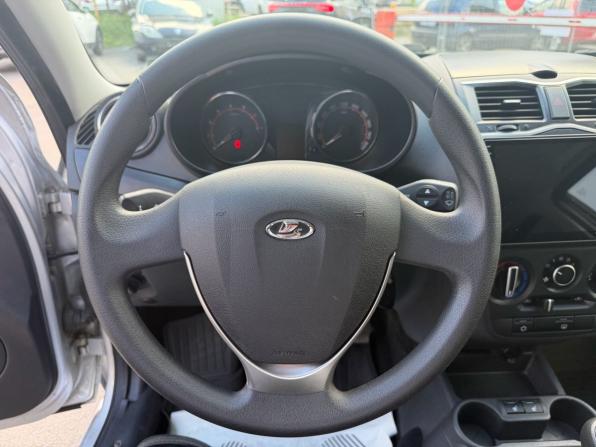 Lada (ВАЗ) Granta I Рестайлинг с пробегом 2023 года, цена 900 000 рублей, 48564 км, лифтбек, Автокод Объявления