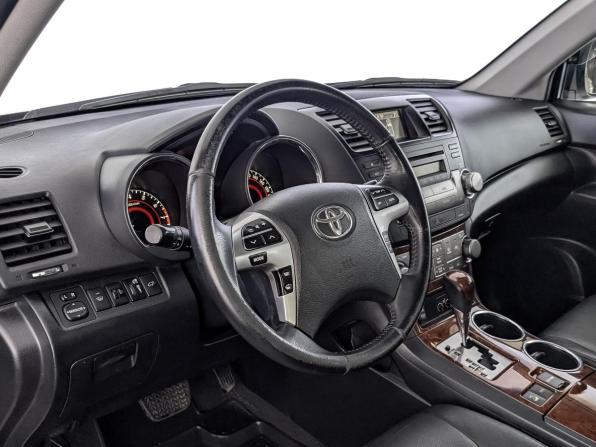 Toyota Highlander II (XU40) Рестайлинг с пробегом 2011 года, цена 1 995 000 рублей, 197930 км, внедорожник, Автокод Объявления
