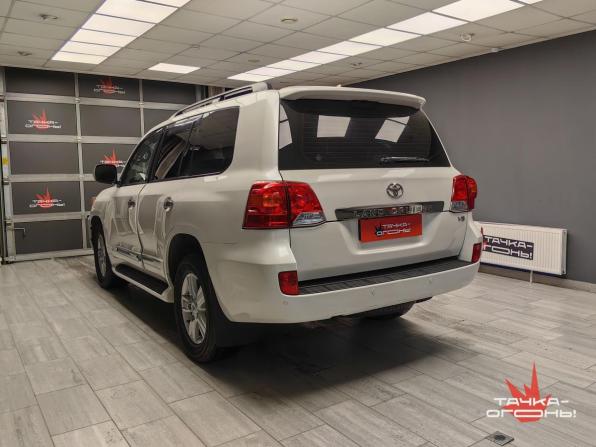 Toyota Land Cruiser 200 Series Рестайлинг 1 с пробегом 2013 года, цена 3 048 000 рублей, 270000 км, внедорожник, Автокод Объявления