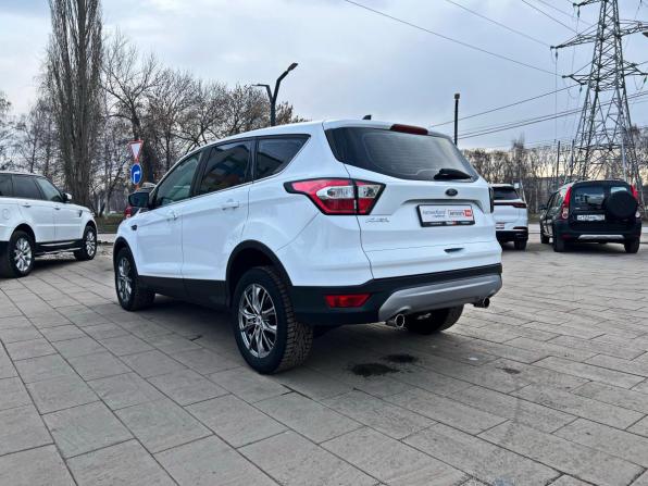 Ford Kuga II Рестайлинг с пробегом 2018 года, цена 1 895 000 рублей, 135679 км, внедорожник, Автокод Объявления