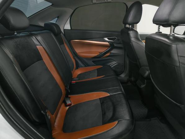 Lada (ВАЗ) Vesta I Рестайлинг (NG) с пробегом 2024 года, цена 1 186 000 рублей, 58773 км, седан, Автокод Объявления