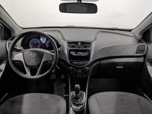 Hyundai Solaris I Рестайлинг с пробегом 2015 года, цена 950 000 рублей, 80350 км, хэтчбек, Автокод Объявления