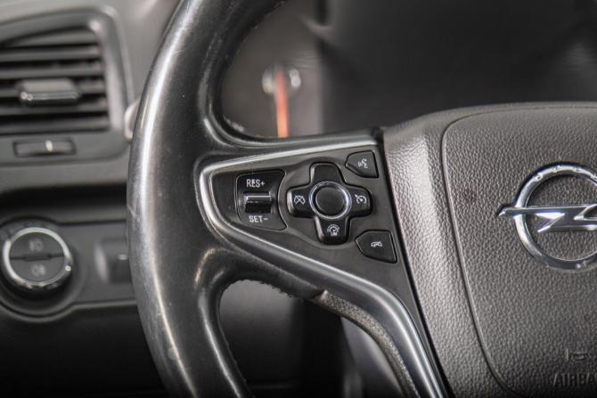 Opel Insignia I Рестайлинг с пробегом 2014 года, цена 1 179 000 рублей, 220000 км, седан, Автокод Объявления
