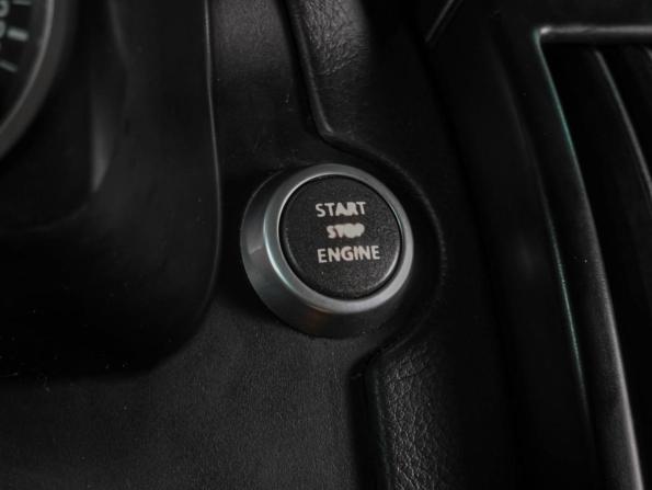 Land Rover Freelander II Рестайлинг с пробегом 2012 года, цена 1 249 000 рублей, 259630 км, внедорожник, Автокод Объявления