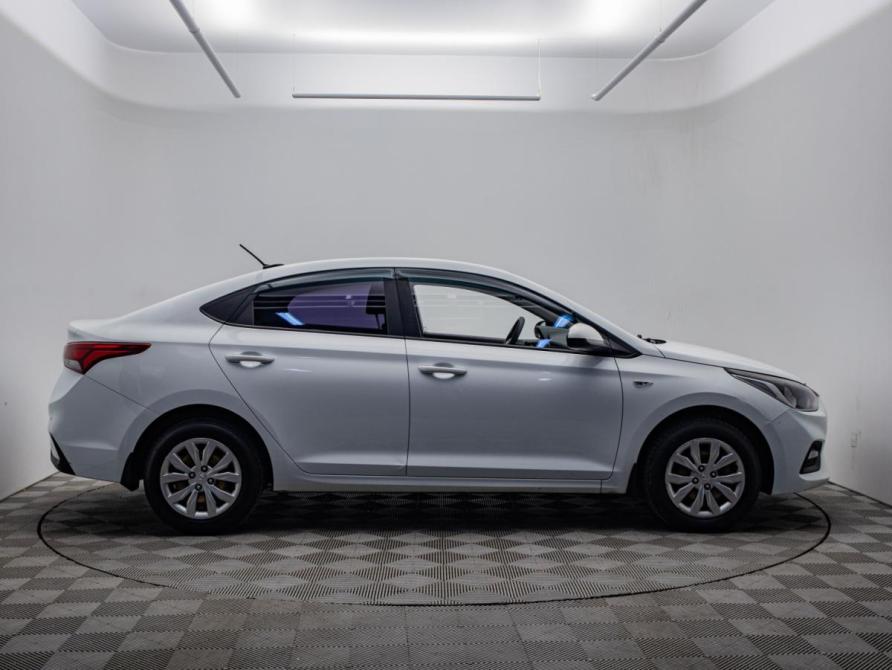 Hyundai Solaris II Москва  - изображение 3