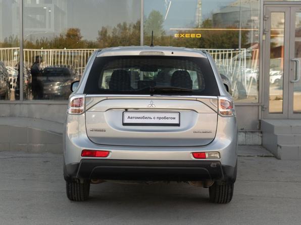 Mitsubishi Outlander III с пробегом 2013 года, цена 1 350 000 рублей, 207031 км, внедорожник, Автокод Объявления