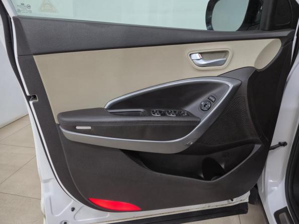 Hyundai Santa Fe III с пробегом 2013 года, цена 1 700 000 рублей, 185854 км, внедорожник, Автокод Объявления