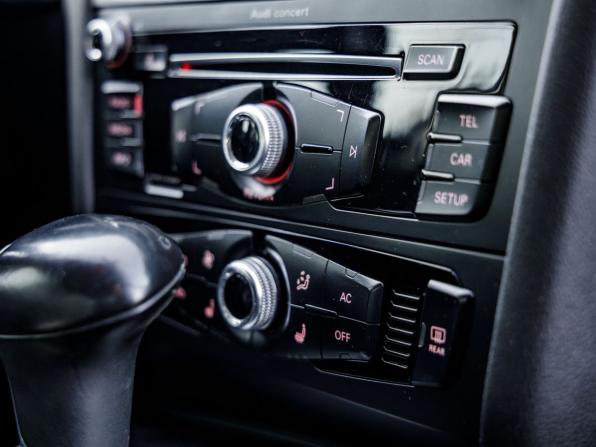 Audi A4 IV (B8) Рестайлинг с пробегом 2012 года, цена 1 298 000 рублей, 165899 км, седан, Автокод Объявления