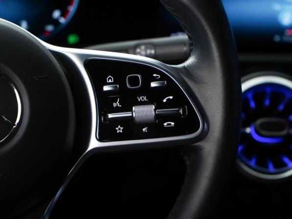 Mercedes-Benz A-Класс IV (W177) с пробегом 2021 года, цена 3 799 479 рублей, 62290 км, седан, Автокод Объявления