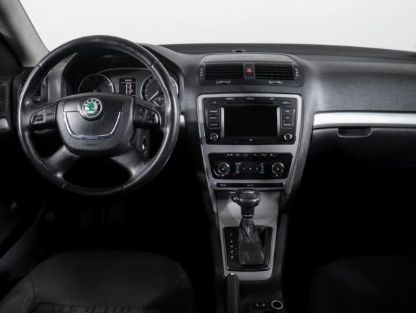 Skoda Octavia II (A5) Рестайлинг с пробегом 2010 года, цена 650 000 рублей, 334339 км, лифтбек, Автокод Объявления