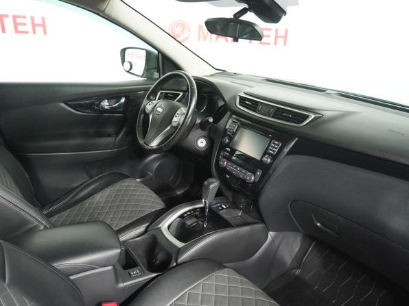 Nissan Qashqai II с пробегом 2018 года, цена 1 759 000 рублей, 107808 км, внедорожник, Автокод Объявления
