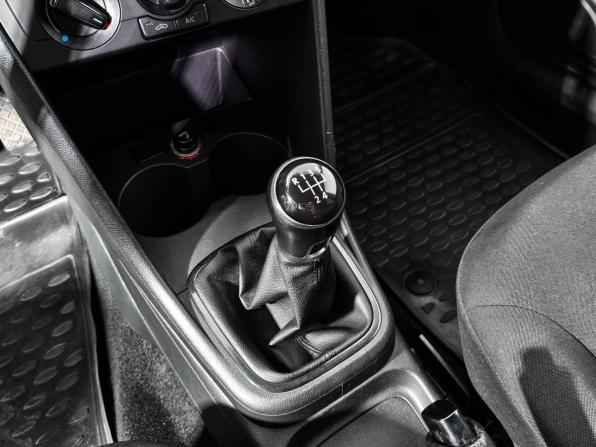 Volkswagen Polo V Рестайлинг с пробегом 2015 года, цена 860 000 рублей, 107500 км, седан, Автокод Объявления