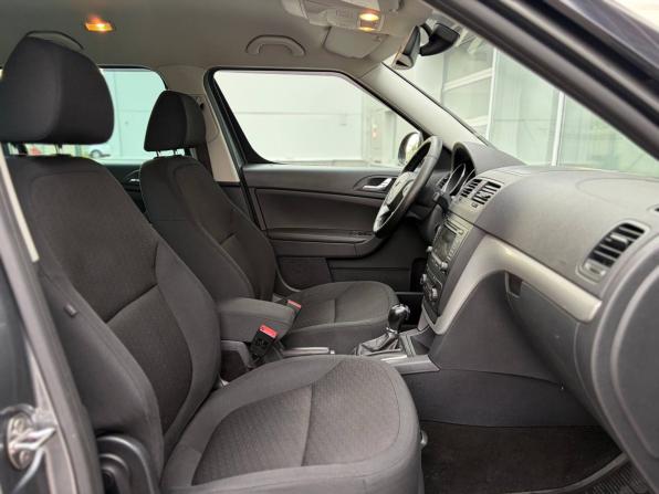 Skoda Yeti I с пробегом 2013 года, цена 945 000 рублей, 159350 км, внедорожник, Автокод Объявления
