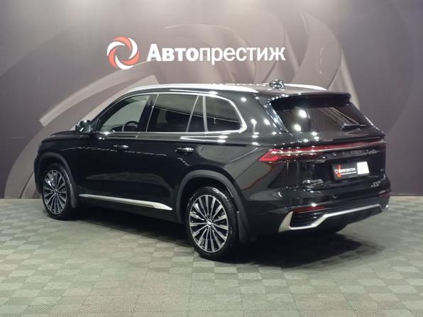 Geely Monjaro I с пробегом 2025 года, цена 4 000 000 рублей, 1000 км, внедорожник, Автокод Объявления
