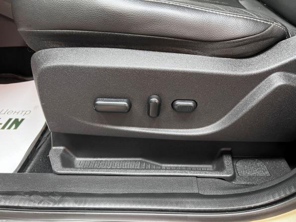 Ford Kuga II с пробегом 2013 года, цена 1 345 000 рублей, 140883 км, внедорожник, Автокод Объявления