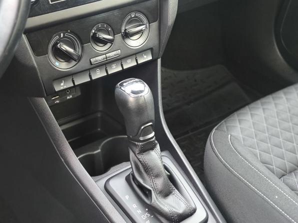 Skoda Rapid I с пробегом 2017 года, цена 1 150 000 рублей, 140899 км, лифтбек, Автокод Объявления