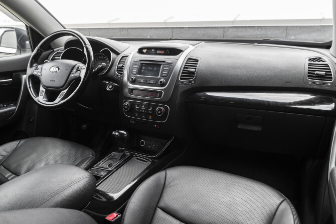 Kia Sorento II Рестайлинг с пробегом 2020 года, цена 2 420 000 рублей, 108593 км, внедорожник, Автокод Объявления