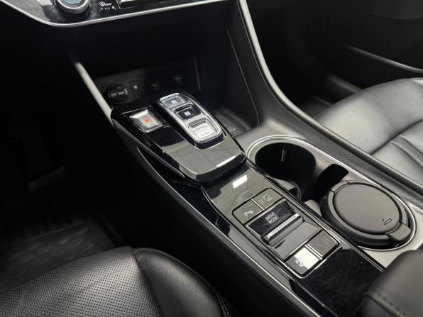 Hyundai Sonata VIII (DN8) с пробегом 2021 года, цена 2 250 000 рублей, 72809 км, седан, Автокод Объявления