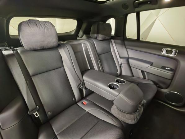 Li Auto (Lixiang) L7 I Рестайлинг с пробегом 2024 года, цена 7 100 000 рублей, 28628 км, внедорожник, Автокод Объявления