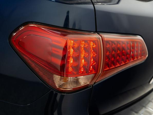 Infiniti QX80 I Рестайлинг с пробегом 2015 года, цена 3 200 000 рублей, 210000 км, внедорожник, Автокод Объявления