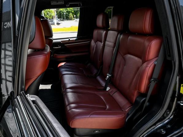 Lexus LX III Рестайлинг 2 с пробегом 2016 года, цена 7 459 000 рублей, 88035 км, внедорожник, Автокод Объявления