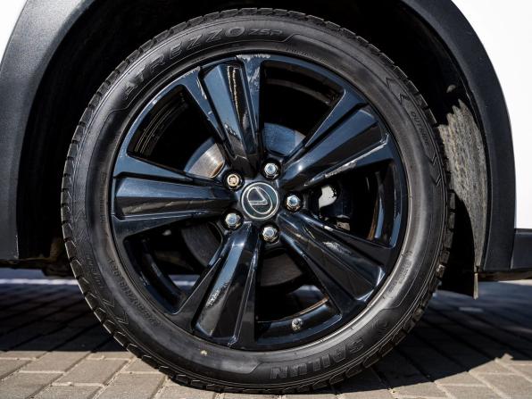 Lexus UX I с пробегом 2020 года, цена 2 700 000 рублей, 65500 км, внедорожник, Автокод Объявления