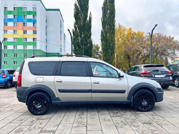 Lada (ВАЗ) Largus I с пробегом 2019 года, цена 864 200 рублей, 142402 км, универсал, Автокод Объявления
