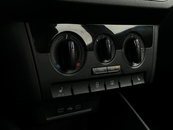 Volkswagen Polo VI с пробегом 2022 года, цена 1 624 800 рублей, 74841 км, лифтбек, Автокод Объявления