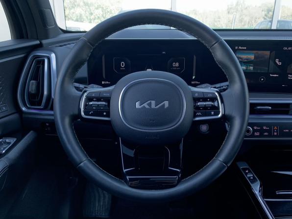 Kia Sorento IV Рестайлинг с пробегом 2024 года, цена 4 999 000 рублей, 50774 км, внедорожник, Автокод Объявления
