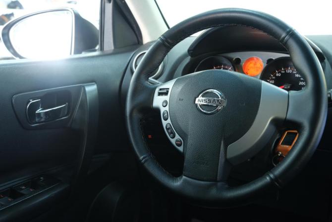 Nissan Qashqai I с пробегом 2008 года, цена 1 069 000 рублей, 250000 км, внедорожник, Автокод Объявления