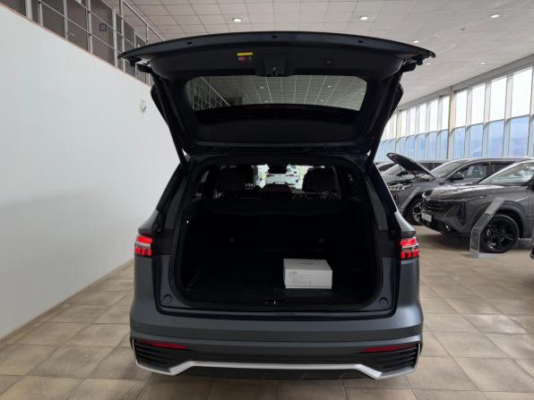 Geely Monjaro I с пробегом 2023 года, цена 3 200 000 рублей, 17940 км, внедорожник, Автокод Объявления
