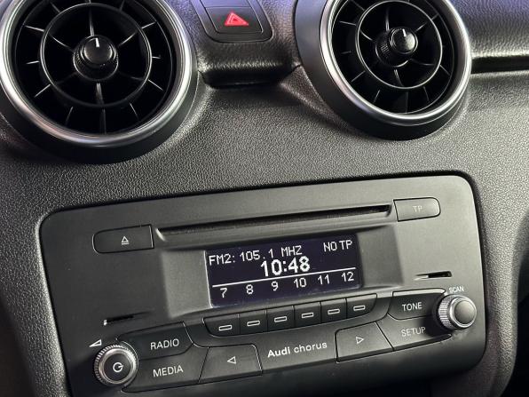 Audi A1 I (8X) с пробегом 2014 года, цена 990 000 рублей, 74753 км, хэтчбек, Автокод Объявления