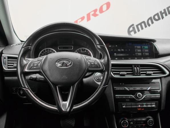 Infiniti Q30 с пробегом 2017 года, цена 2 345 000 рублей, 78763 км, хэтчбек, Автокод Объявления