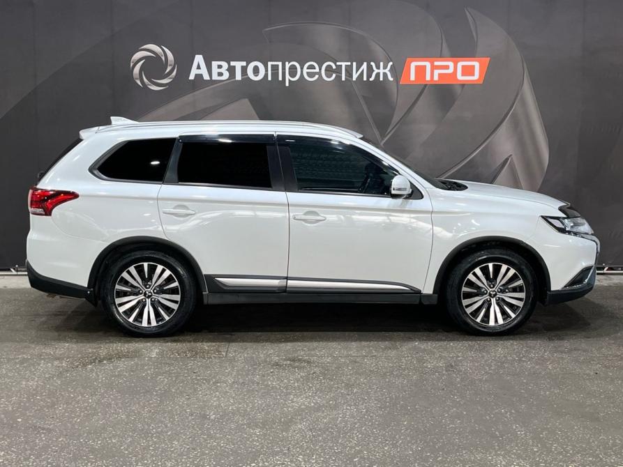 Mitsubishi Outlander III Рестайлинг 3 Пермь  - изображение 4