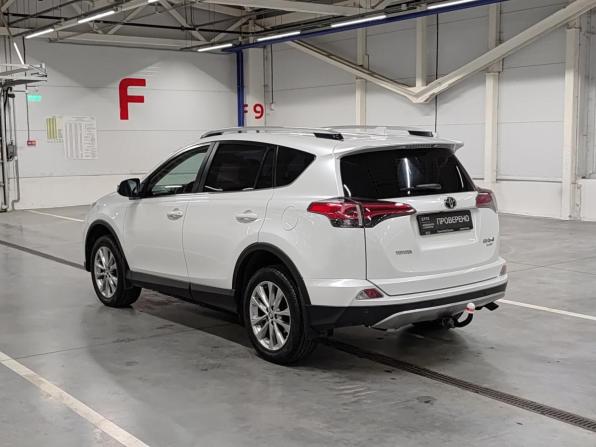 Toyota RAV4 IV (XA40) Рестайлинг с пробегом 2018 года, цена 2 050 000 рублей, 263359 км, внедорожник, Автокод Объявления