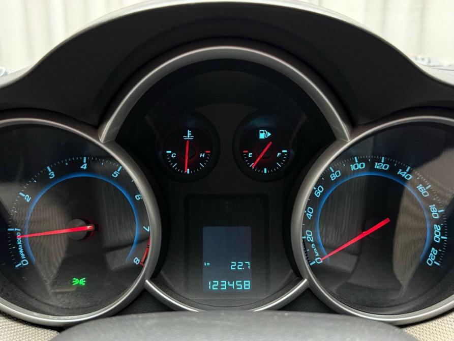 Chevrolet Cruze I Ижевск  - изображение 27