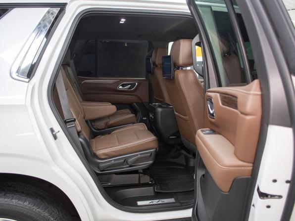 Chevrolet Tahoe V с пробегом 2023 года, цена 10 499 000 рублей, 9530 км, внедорожник, Автокод Объявления