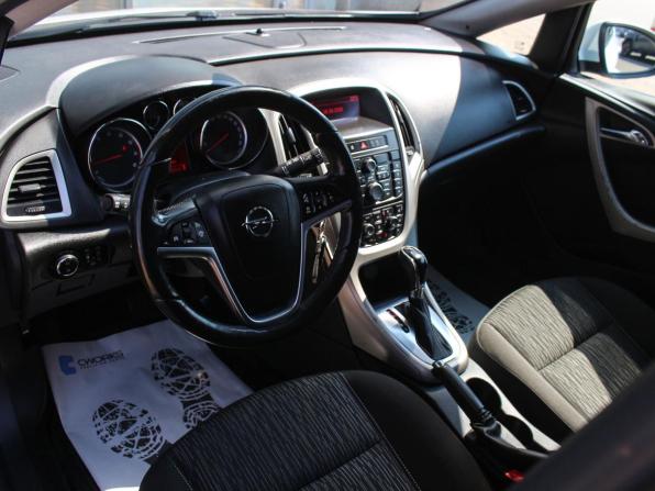 Opel Astra J Рестайлинг с пробегом 2013 года, цена 680 000 рублей, 162427 км, хэтчбек, Автокод Объявления