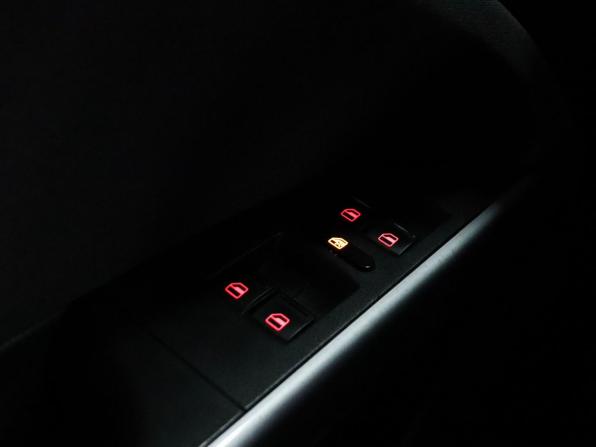 SEAT Leon II Рестайлинг с пробегом 2011 года, цена 779 000 рублей, 230409 км, хэтчбек, Автокод Объявления