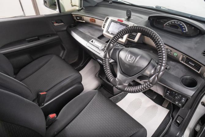 Honda Freed I с пробегом 2012 года, цена 1 199 000 рублей, 168000 км, компактвэн, Автокод Объявления